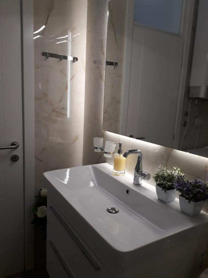Ferienwohnung Seahaven Petrovac na moru Exterior foto