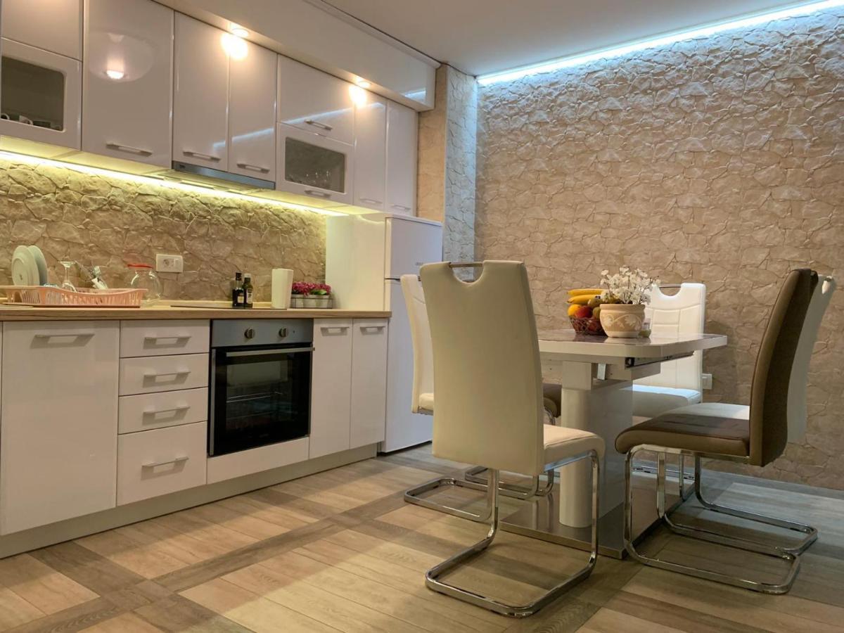 Ferienwohnung Seahaven Petrovac na moru Exterior foto